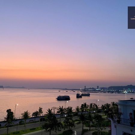 Luxury Homestay Vinhomes Dragonbay Ha Long Exteriör bild